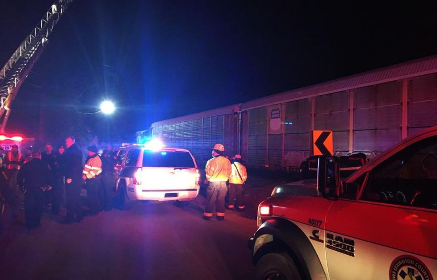 Al menos dos muertos en choque de trenes en Carolina del Sur