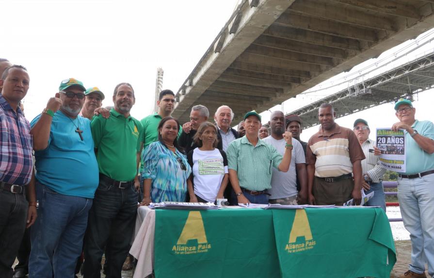 Alianza País apoya resistencia de comunitarios a desalojo 