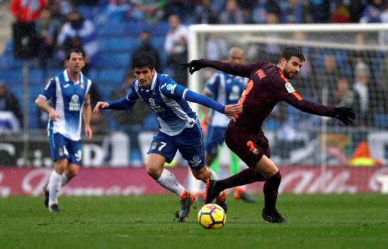 Messi entra tarde y el Barcelona empata con el Espanyol