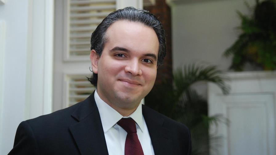 Luis Miguel, hijo de Hatuey De Camps, precandidato presidencial del PRSD Luis Miguel, hijo de Hatuey De Camps, precandidato presidencial del PRSD