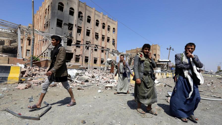 Lanzan ataques aéreos contra varias provincias controladas por rebeldes hutíes del Yemen
