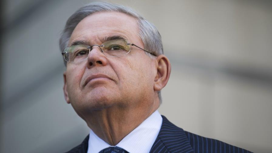 Departamento de Justicia renuncia a un nuevo juicio contra senador Bob Menéndez