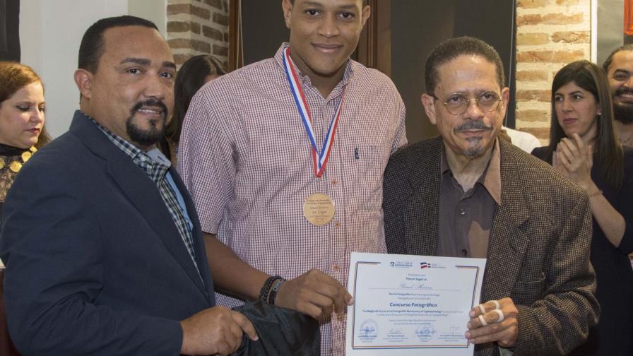 DGCINE y el CCB premian ganadores de concurso de fotografía DGCINE y el CCB premian ganadores de concurso de fotografía