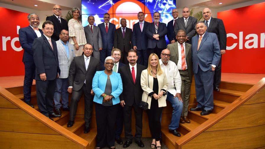 Claro invertirá RD$56,912 millones en cuatro años Claro invertirá RD$56,912 millones en cuatro años