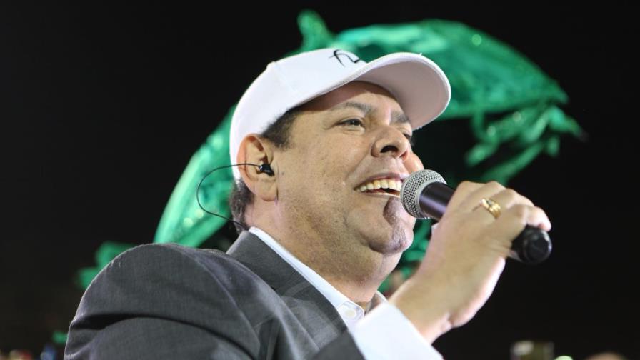 “Fernando Villalona Sinfónico” no va este mes en el Teatro Nacional