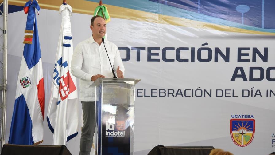 Presidente de Indotel dicta conferencia para iniciar el Día Internacional del Internet Seguro