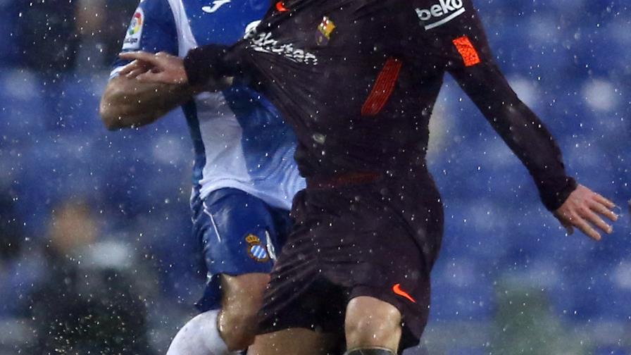 Barcelona trata de superar controversia de Piqué en Copa del Rey Barcelona trata de superar controversia de Piqué en Copa del Rey