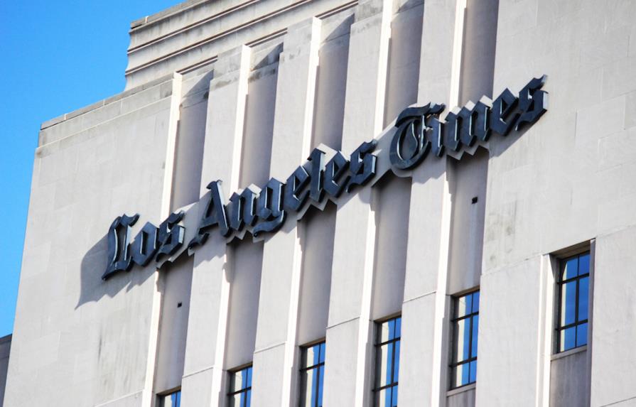 Multimillonario compra el Los Angeles Times por 500 millones