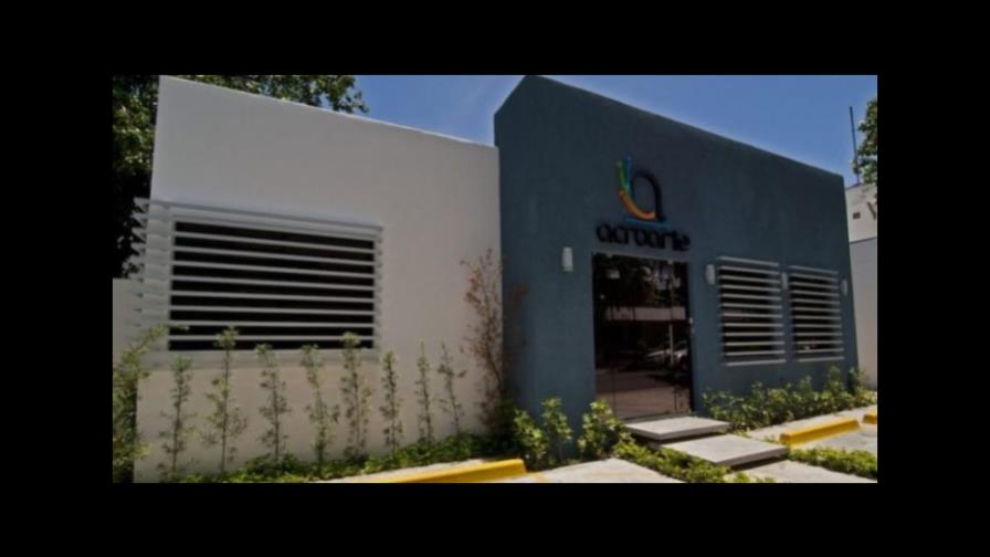 Acroarte dedica gala Premio al Mérito Periodístico a Ángela Ovalles