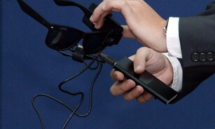 Las gafas inteligentes ganan terreno y cambian la vida a personas con discapacidad visual