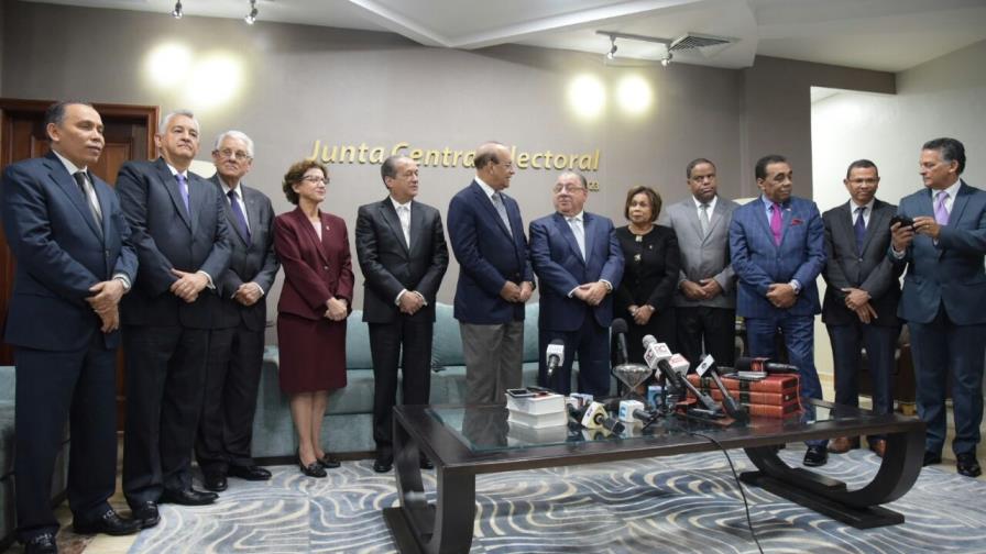 Reinaldo Pared favorece que se dé preferencia a leyes de Partidos y Electoral