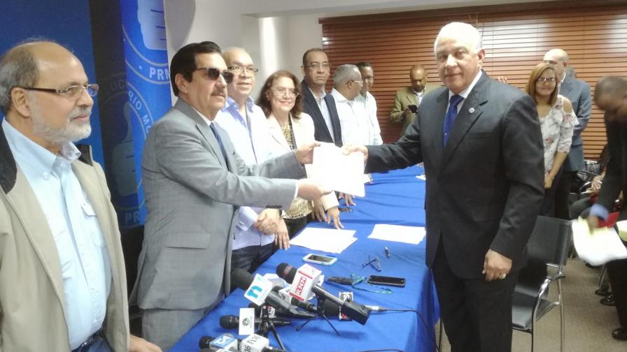 La convención del PRM fue pospuesta para el 18 de marzo