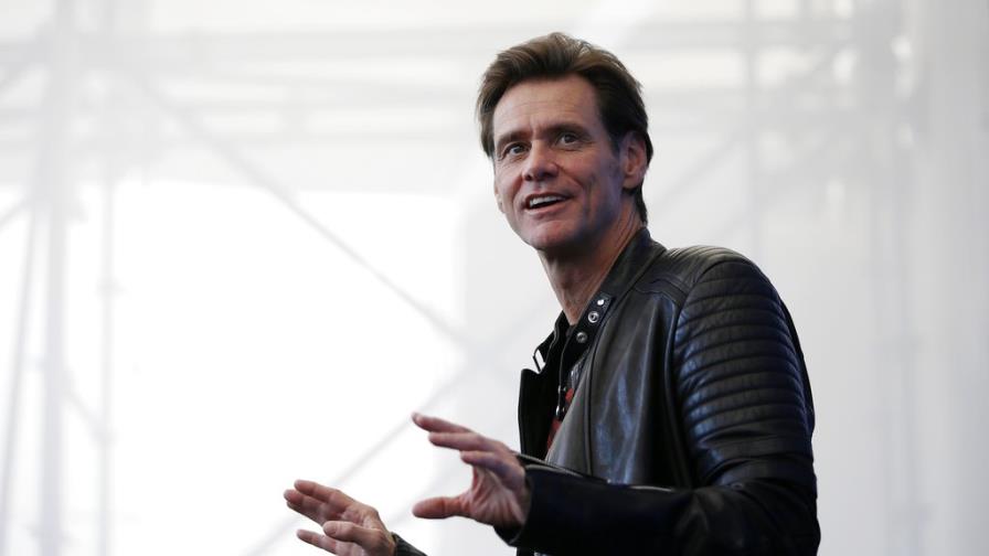 Jim Carrey exhorta a usuarios a salirse de Facebook Jim Carrey exhorta a usuarios a salirse de Facebook