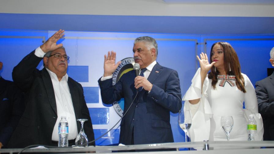 PRD juramente grupo del PRSC y otras organizaciones