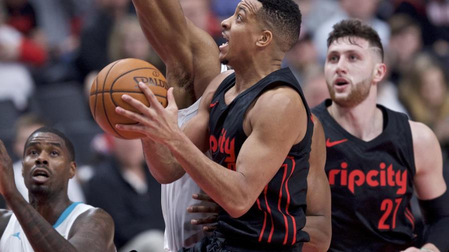 Trail Blazers ganan a Hornets 109-103 en el tiempo extra
