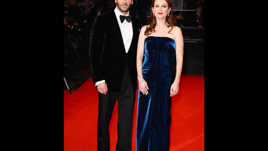 Julianne Moore y Zayn Malik apoyan a Tom Ford Julianne Moore y Zayn Malik apoyan a Tom Ford