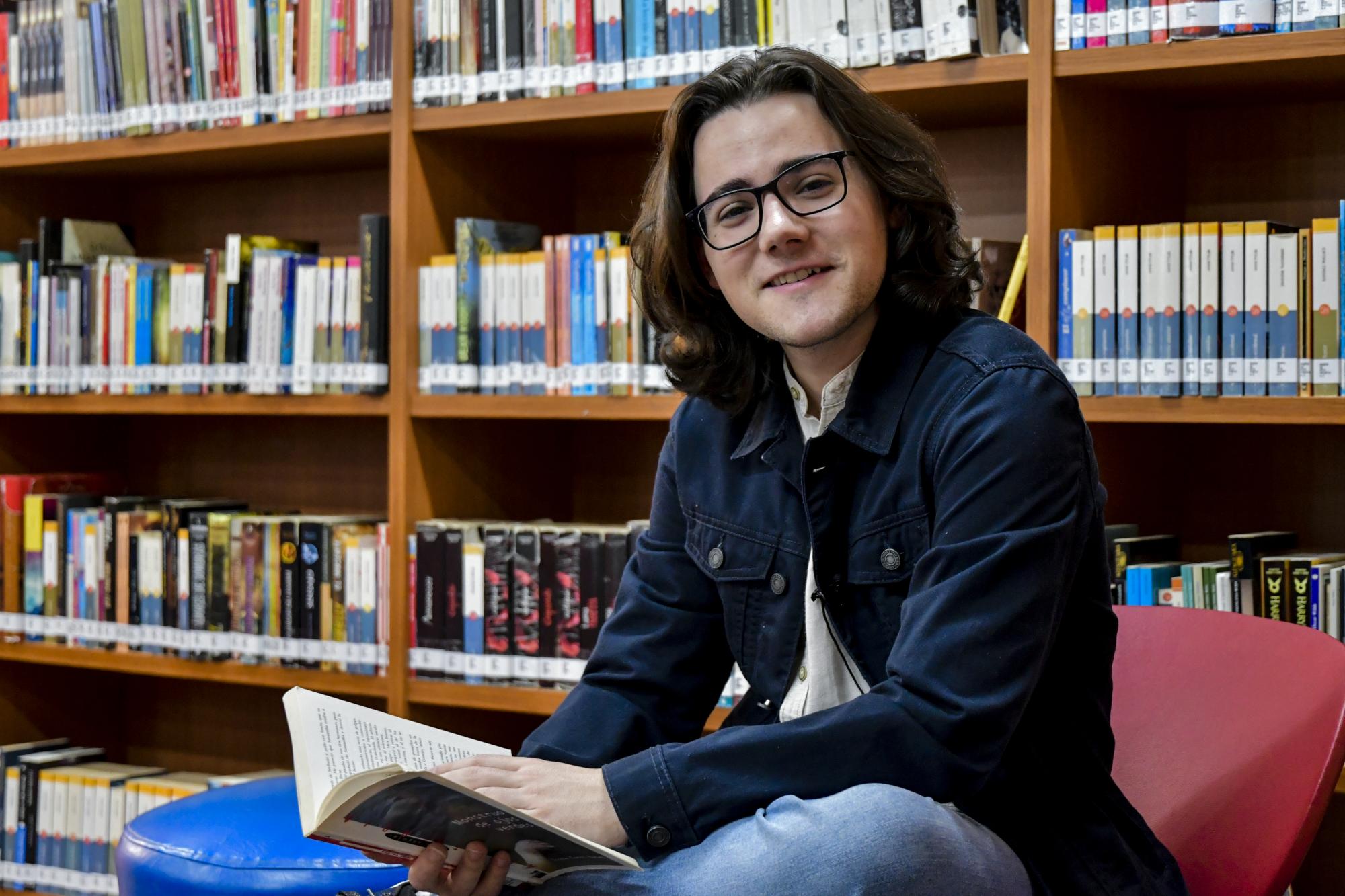 La lectura es fundamental para el booktuber español 