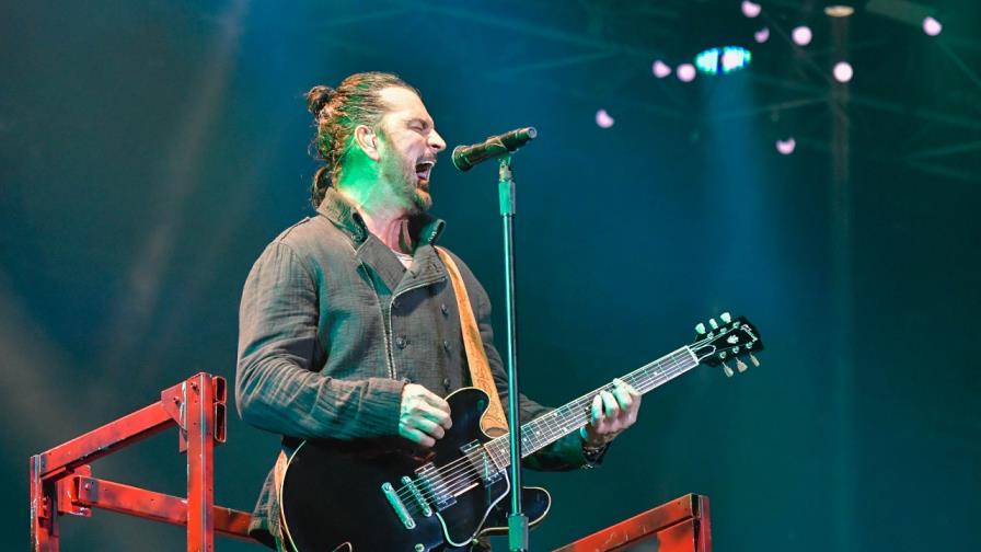 Ricardo Arjona en el Estadio Quisqueya: “Viva Wall Street y al carajo Donald Trump”