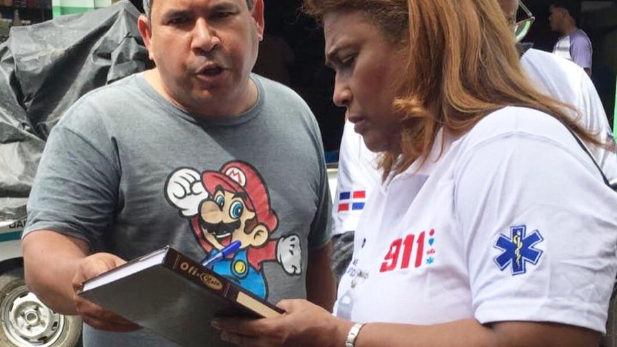 Salud Pública brinda asistencia sicológica a vecinos del barrio Enriquillo, escenario del cuádruple crimen