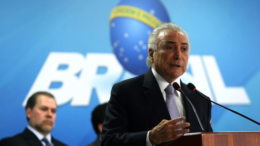 Temer debatirá inmigración en viaje a ciudad brasileña tomada por venezolanos