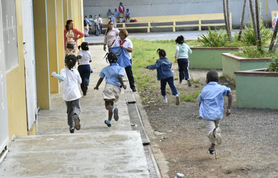 El 18% de los niños dominicanos de 5 años no asisten a la escuela 