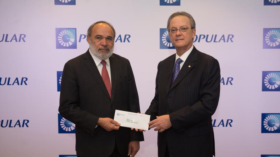 Fundación Popular entrega RD$26 millones a OISOE para construir laboratorio en hospital Arturo Grullón