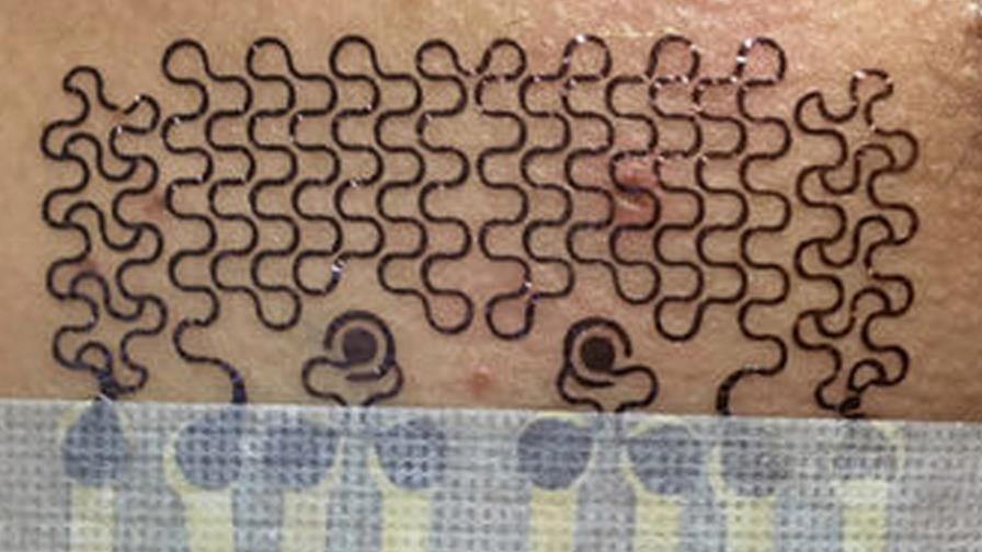 Inventan un tatuaje electrónico que mide el ritmo cardíaco y la temperatura