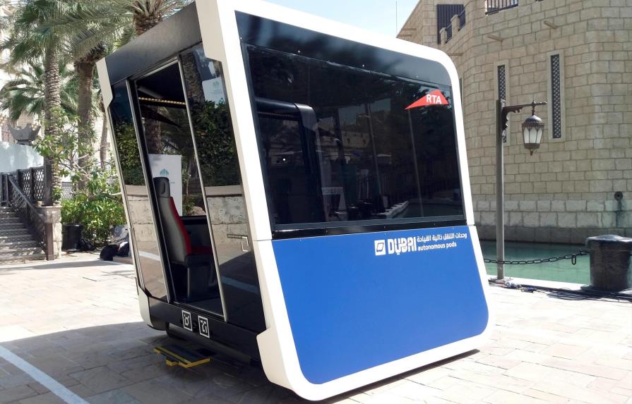 Dubái prueba los primeros vehículos autónomos de transporte urbano