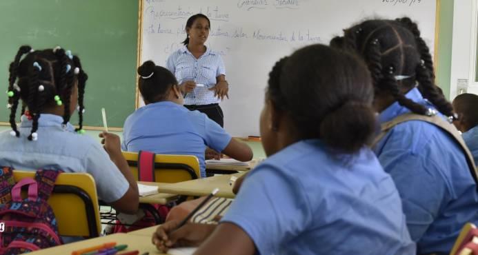 Educa rechaza convocatoria a huelga de los maestros en el Gran Santo Domingo