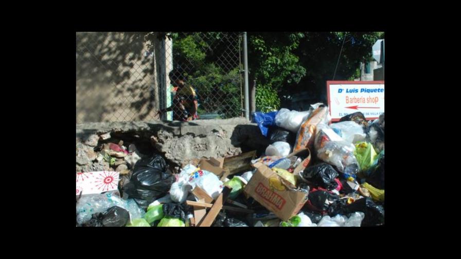 Alcaldía dispone aumento del 50% a los recogedores basura en Hato Mayor