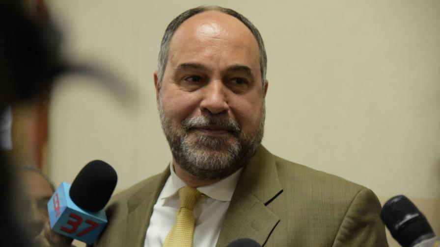 Reenvían para mañana juicio embargo a los equipos de Ricardo Arjona