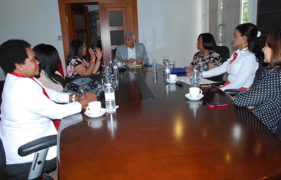 Alcalde Nelson Guillén creará centro mediación de conflictos 