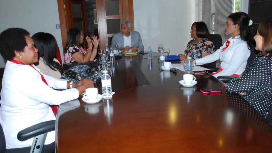 Alcalde Nelson Guillén creará centro mediación de conflictos 