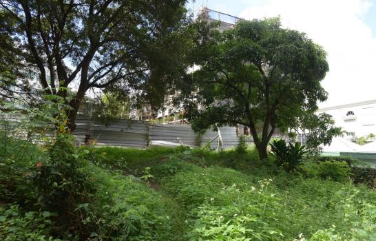 Vecinos exigen cabildo recupere parque en avenida Los Próceres
