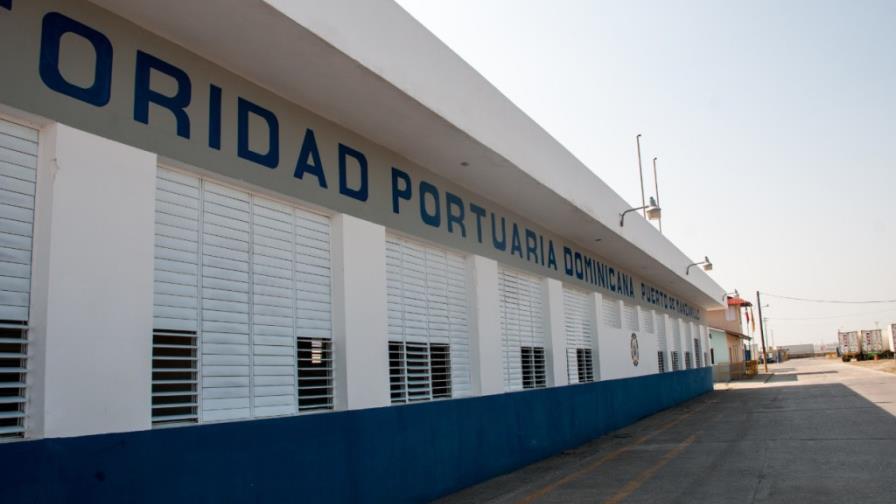 Portuaria captura ocho polizones en el Puerto de San Pedro