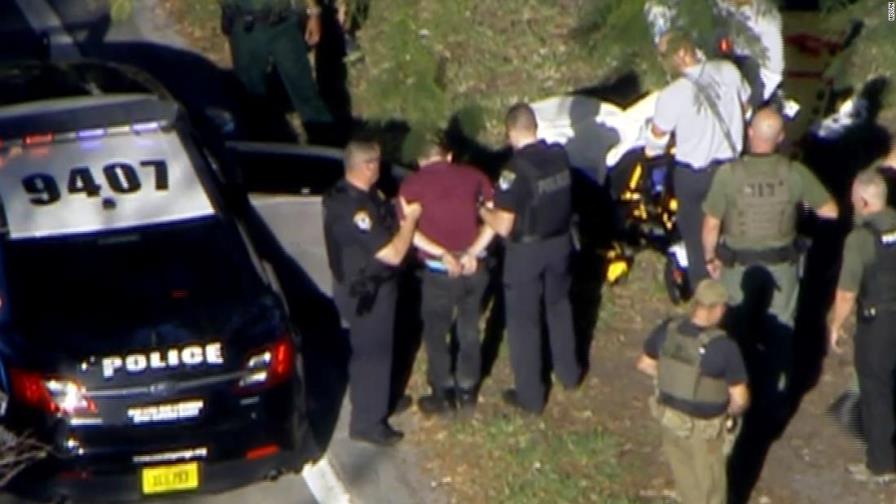Tiroteo en escuela de Florida dejó 17 muertos
