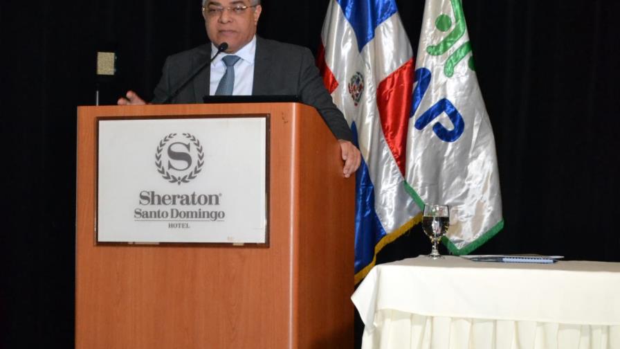 Director de Presupuesto favorece reforma de la macroestructura del Estado 