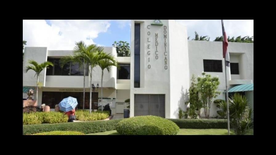 Médicos Línea Noroeste levantan paro luego de visita dirigentes CMD y Salud Pública Médicos Línea Noroeste levantan paro luego de visita dirigentes CMD y Salud Pública