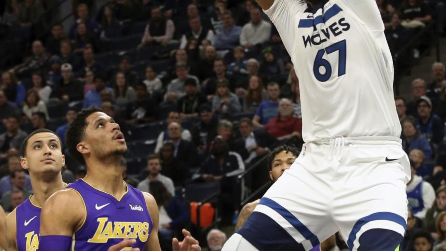 Gibson y Butler lideran remontada de Minnesota ante Lakers