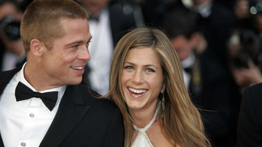Brad Pitt y Jennifer Aniston vuelven a estar solteros, ¿retomarán su relación?