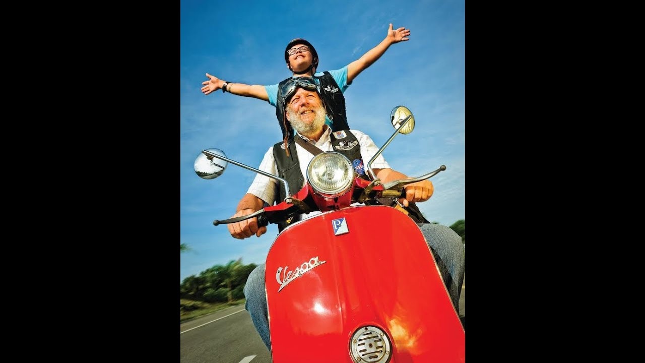 La escena de ambos actores sobre la Vesta