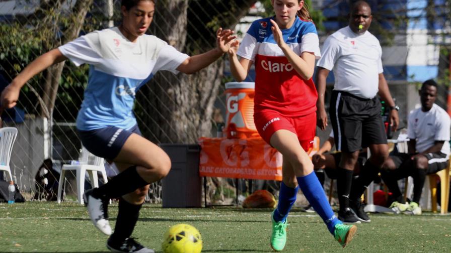 Da Vinci, Luis Ernesto Gómez, O & M Hostos y ANIJA avanzan en en la Copa Intercolegial Claro de Futsal Femenino