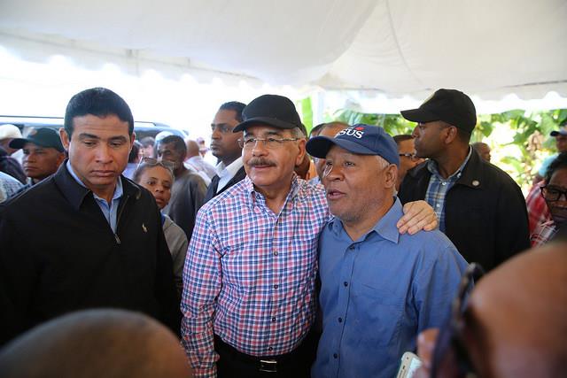 Danilo Medina promete apoyar la producción pitahaya
