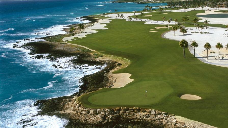  Punta Espada de Cap Cana, reconocido como segundo mejor del Caribe y #1 de RD