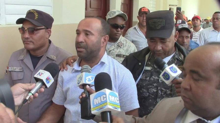 Alcalde acusado de violación a una menor dice no demandará por prisión injusta Alcalde acusado de violación a una menor dice no demandará por prisión injusta