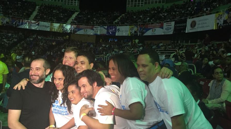 Con Mozart La Para inicia espectáculo “Quiéreme como soy” Con Mozart La Para inicia espectáculo “Quiéreme como soy”