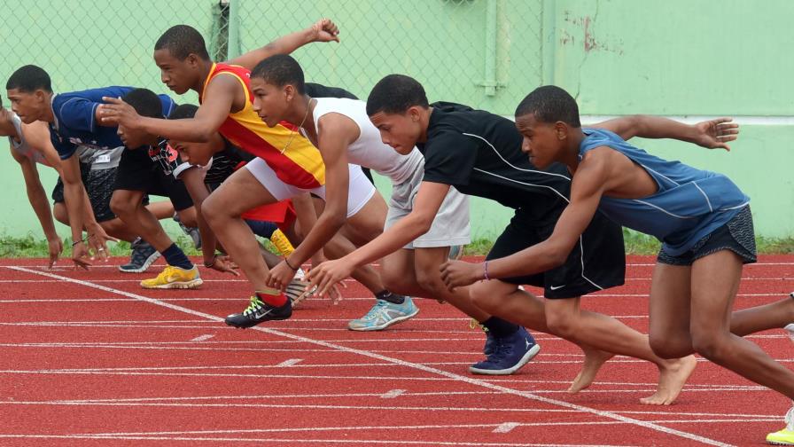 Distrito y Santo Domingo dominan categorías U-16 y U-18 Regional Metropolitano de Atletismo 
