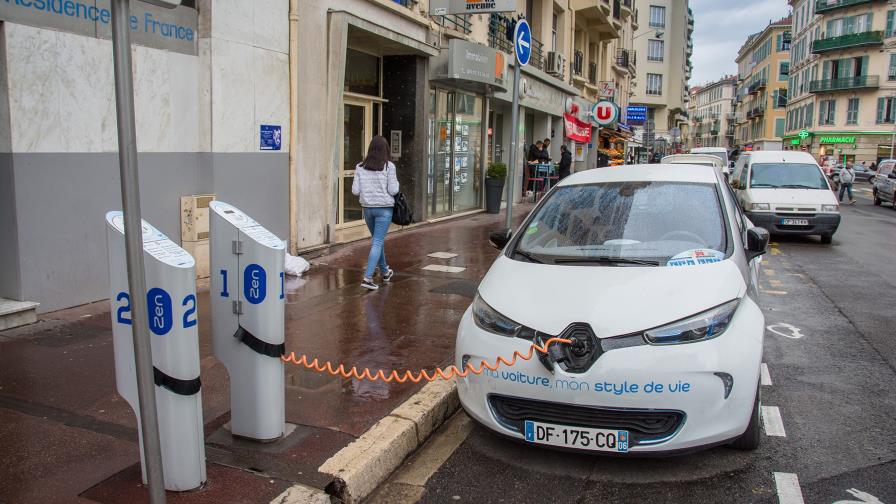 Nissan considera que el 2025 será el momento decisivo para los coches eléctricos