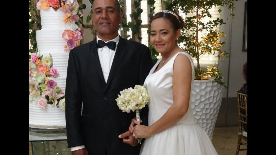 Oficial de la Policía encuentra por Facebook al amor de su vida 