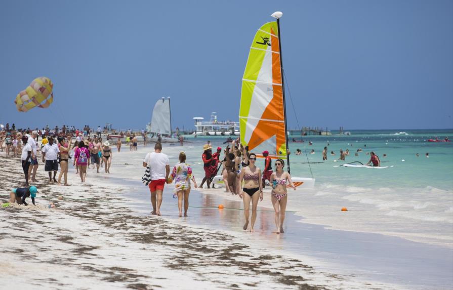 Llegada de turistas a República Dominicana creció 3.9%